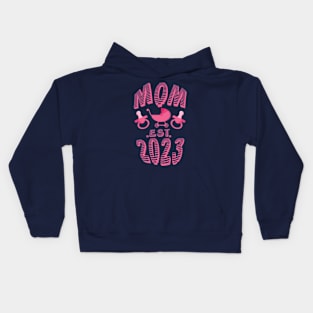 Mom est 2023 Kids Hoodie